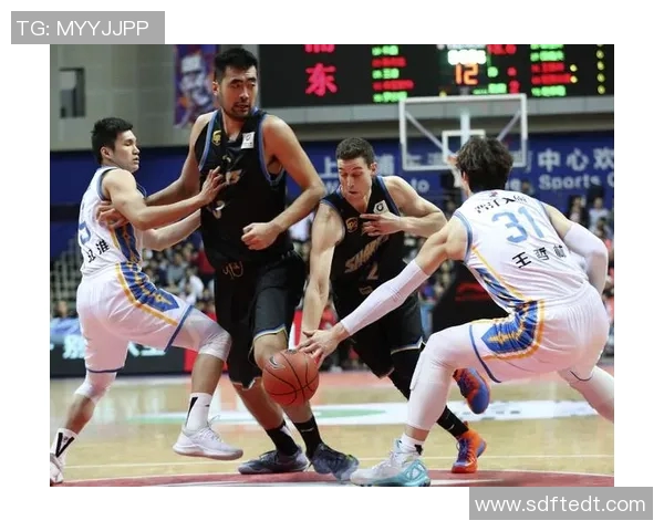 上海篮球队阵地战分析:优劣势及未来发展方向探讨 上海篮球队阵地战分析:优劣势及未来发展方向探讨