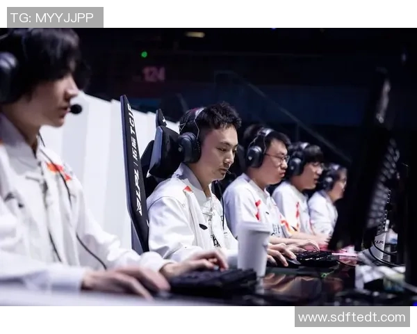 JDG战队崛起之路：从默默无闻到英雄联盟巅峰的奋斗历程